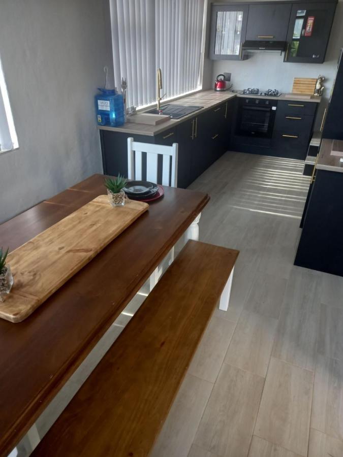 Chardonnay Holiday Apartment Jeffreys Bay Exterior photo